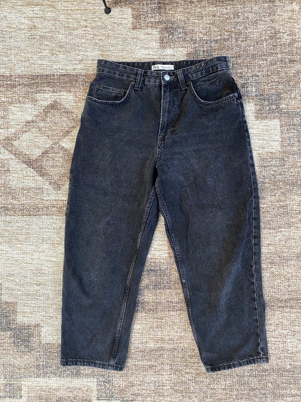 Zara Black Barrel Jeans